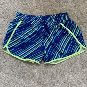 DANSKIN NOW Athletic Shorts (Lunar Glow)